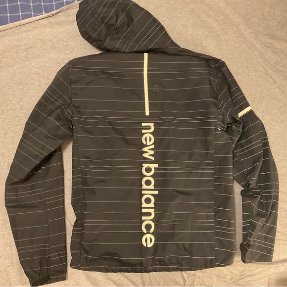 New Balance Windbreaker - Picture 2 of 4